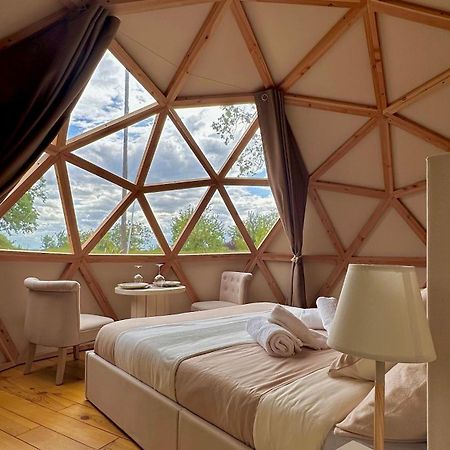 Dome Pathome Catonvielle Exterior foto